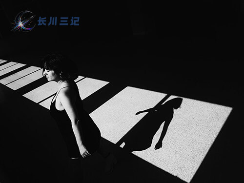 黑白模式